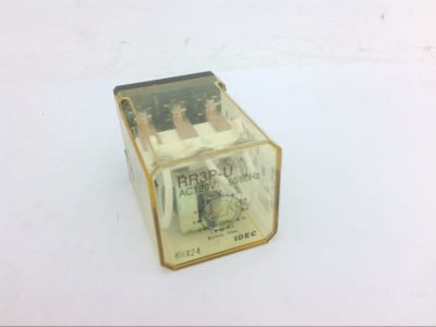 IDEC RR3P-UAC120V