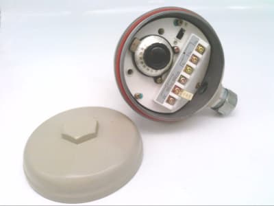 OMRON E7AR413M