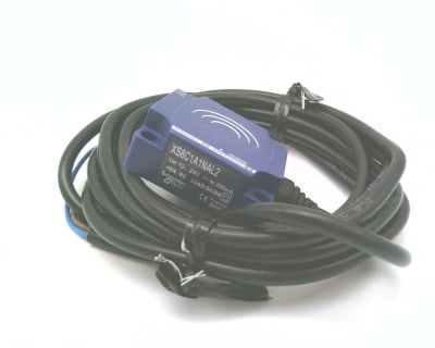 TELEMECANIQUE SENSORS XS8C1A1NAL2