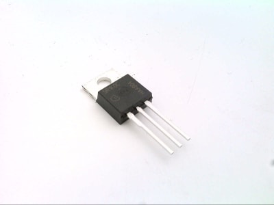 INFINEON IPP90R1K0C3