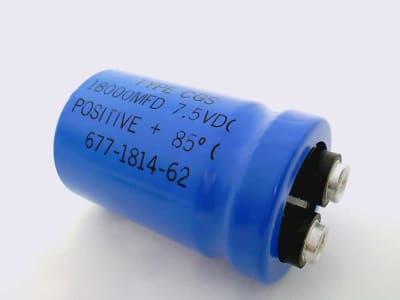 TECHCAP 7R5SIC18000R2C