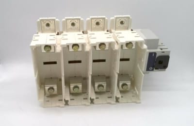 SCHNEIDER ELECTRIC GS1NB4