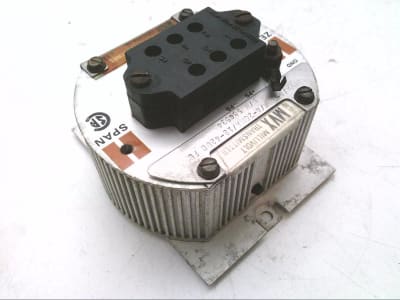 MOORE INDUSTRIES MVX/0-1MA/4-20MA/12-42DC-FL