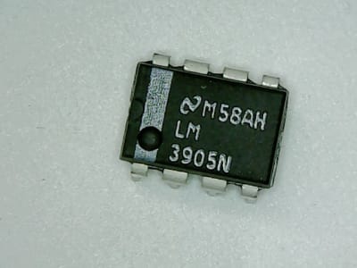 NXP SEMICONDUCTOR LM3905N