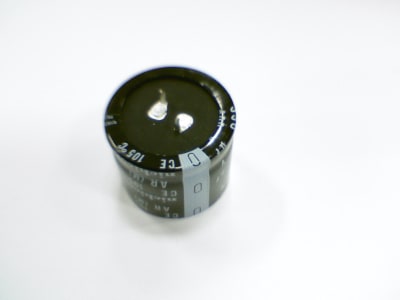 NICHICON LAR2G391MELC30