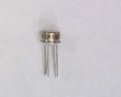 NATIONAL SEMICONDUCTOR LM305AH