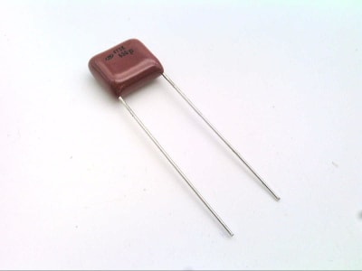 NICHICON QXK2J473KTP