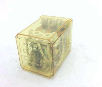 IDEC RR3B-ULAC24V