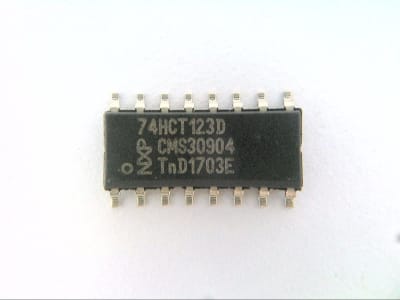 NXP SEMICONDUCTOR 74HCT123D,652