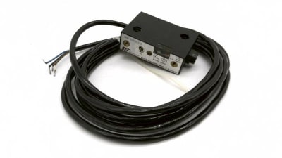 BALLUFF 04013