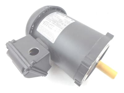 WEG 00136ET3EW56CFL-S