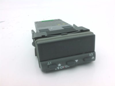 OMEGA ENGINEERING CN132-24V