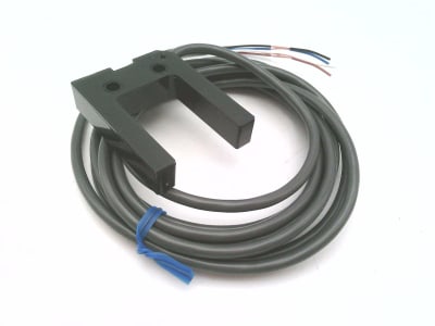 OMRON E3Z-G82