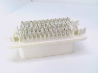 TE CONNECTIVITY 1-776163-2