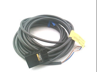 OMRON TL-W5MD1 5M