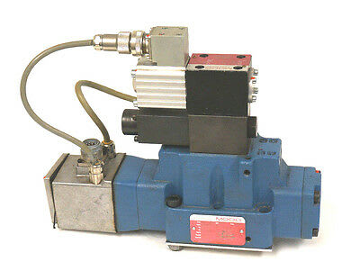 MOOG D684Z4921