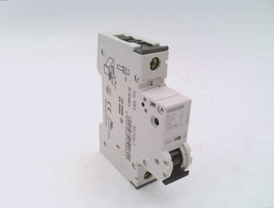SIEMENS 5SY7106-7