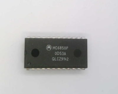 NXP SEMICONDUCTOR MC6850P
