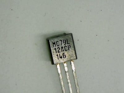 ON SEMICONDUCTOR MC79L12ACPG