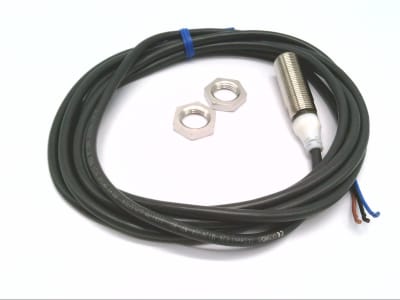 OMRON E2A-M12LS04-WP-C1 2M