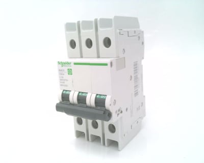 SCHNEIDER ELECTRIC M9F42303