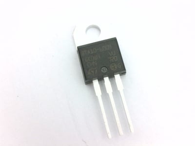 ST MICRO BTA10-600BRG