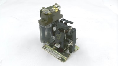 SCHNEIDER ELECTRIC 9050AO11D