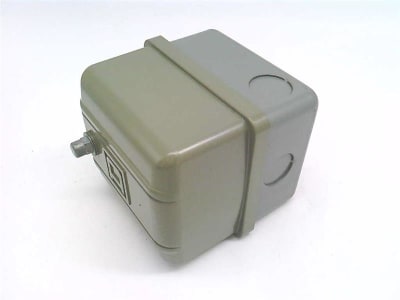 TELEMECANIQUE SENSORS 9013GSG2J24