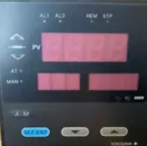 YOKOGAWA UT37-RET