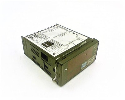 YOKOGAWA UM330-02
