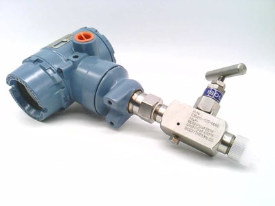 EMERSON 2051TG2A2B21BS5M5P8Q4