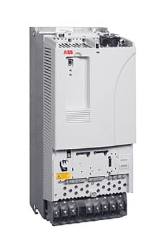 ASEA BROWN BOVERI ACS800-U4-0205-5+P901