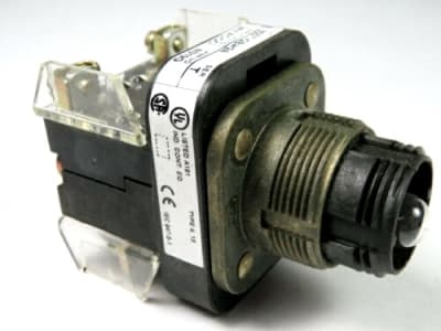 ALLEN BRADLEY 800T-QBH24