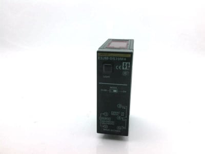 OMRON E3JM-DS70M4