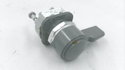ALLEN BRADLEY 800TC-JG11A