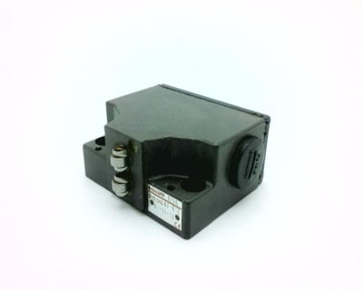 BALLUFF BNS 816-X1010-B05-00-12-602-11