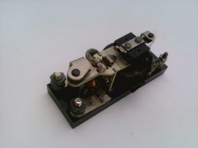 STRUTHERS DUNN RELAYS 17AXA100