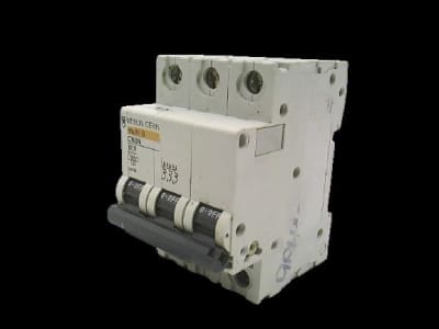 SCHNEIDER ELECTRIC C60N0-3P-16A