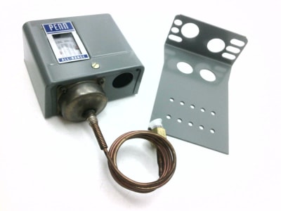 JOHNSON CONTROLS P70GA-2