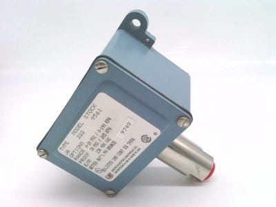 UNITED ELECTRIC J6-222-9561