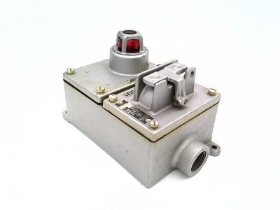 ALLEN BRADLEY 800H-2HAV4