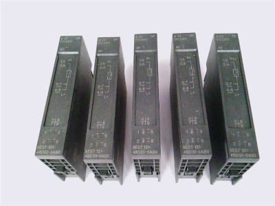 SIEMENS 6ES7131-4BD00-0AB0