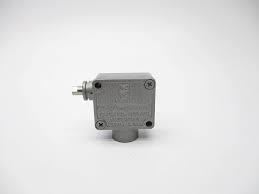 CONTROL SWITCH INTERNATIONAL ES4-NM4