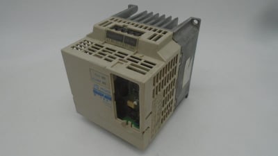 YASKAWA ELECTRIC CIMR-XCAEB0P7