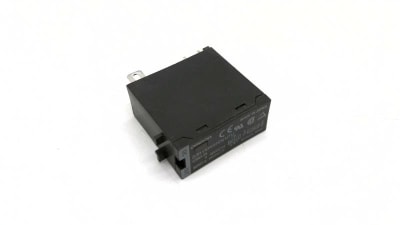 OMRON G3R-OA202SZN-UTU DC5-24