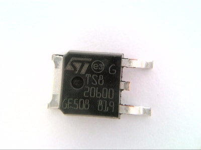 ST MICRO TS820-600B-TR