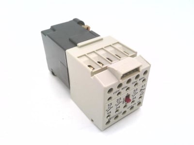 SCHNEIDER ELECTRIC CA2-FN122U7