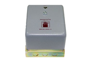 PROTECTION CONTROLS 7256-B10HE