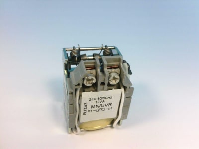 SCHNEIDER ELECTRIC MN/UVR-24