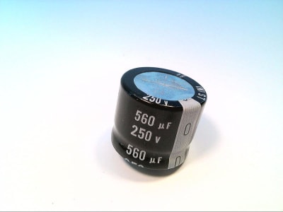 NICHICON LLS2E561MELB